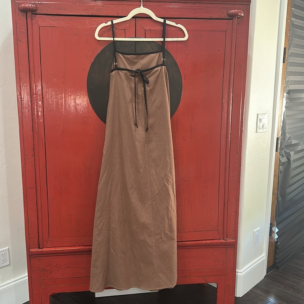 Summer Linen Maxi Dress w/Contrasting Color Spaghetti Strap Backless - Picture 10 of 11